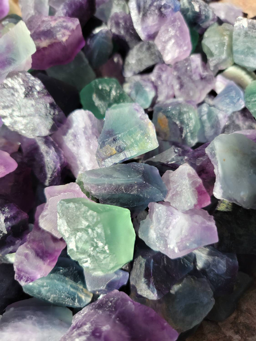 Raw Fluorite Pieces, Pocket-size Raw Fluorite, Focus and Clarity Carry Arounds - SOUTHBAYSALTS