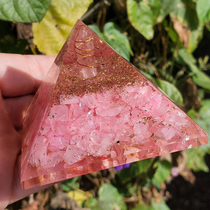 Large Orgonite Pyramid, Orgone Pyramid, Rose Quartz Orgone Pyramid - SOUTHBAYSALTS 