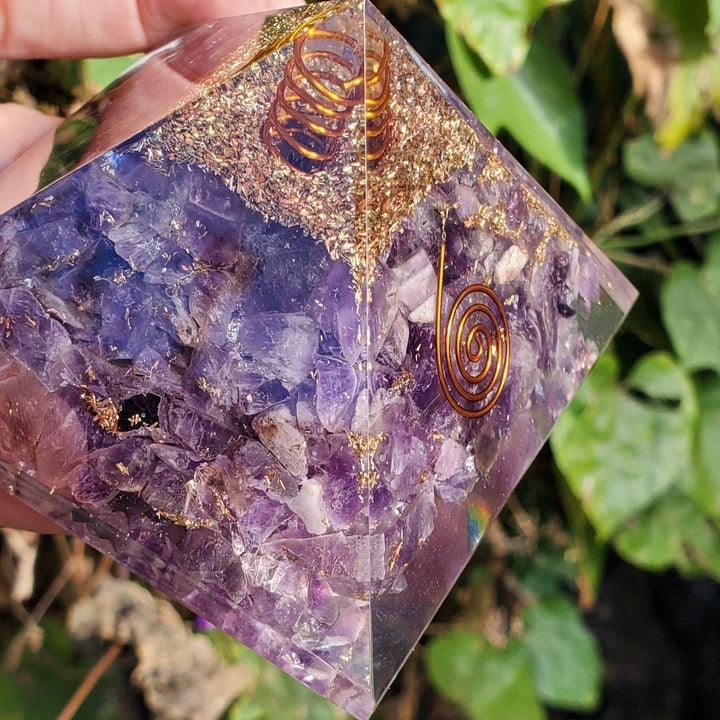 Large Orgonite Pyramids, 3" Amethyst Orgonite Pyramids—Your Personal Energy Guardian - SOUTHBAYSALTS 